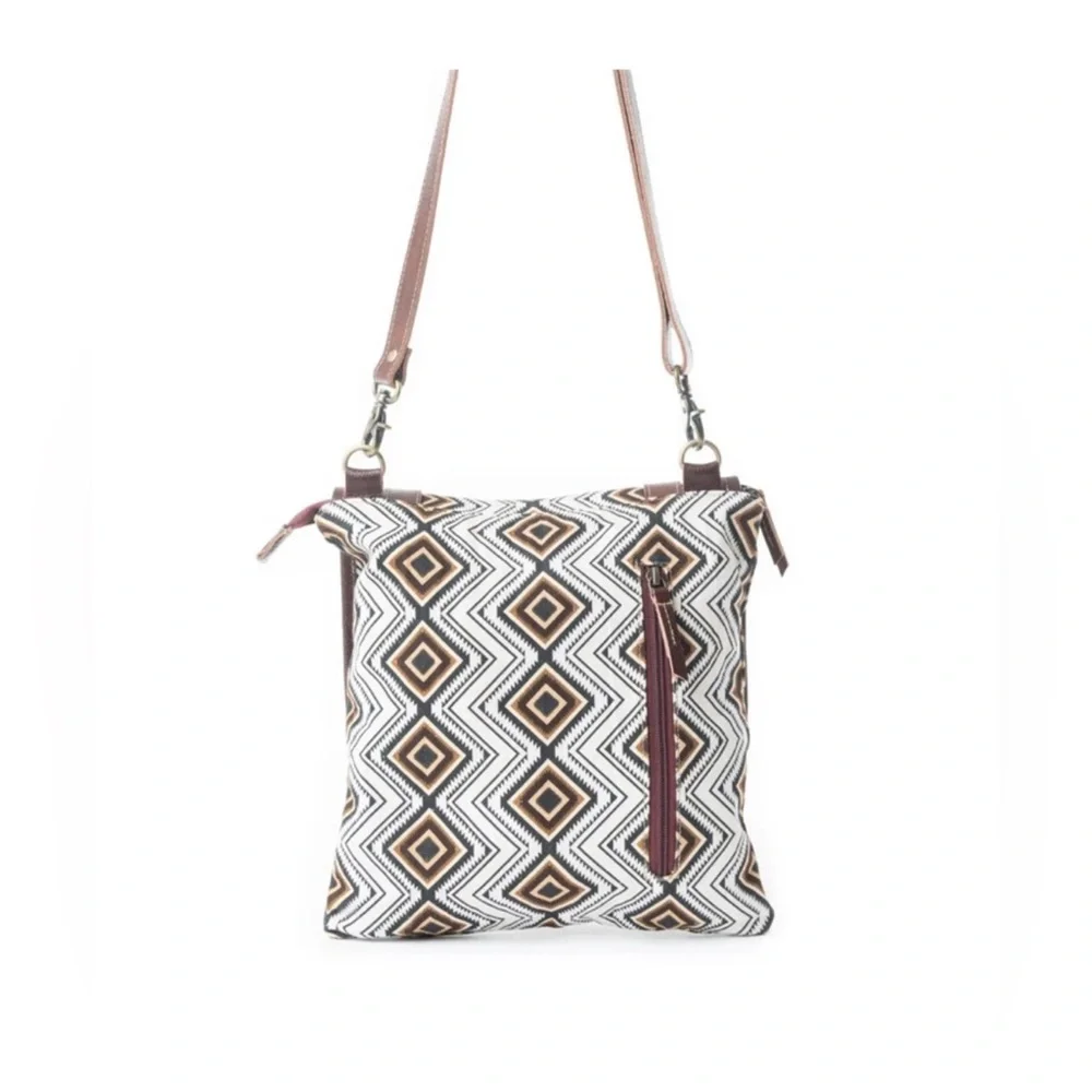Myra Bag-Canyon Star Conceal Carry - Picture 7 of 13
